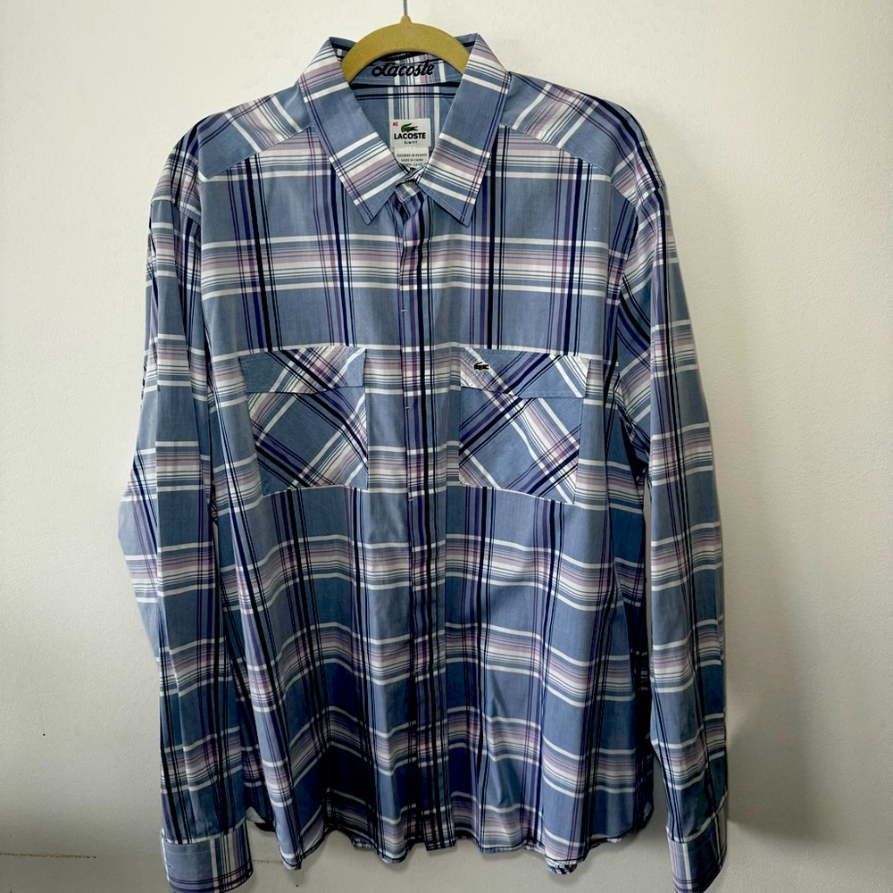 Lacoste shirt for sale good condition 25$